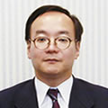 実藤 秀志